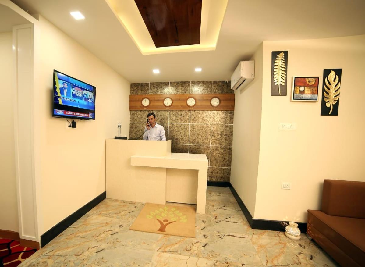 Banyan Hotel&Restro Hisār Esterno foto